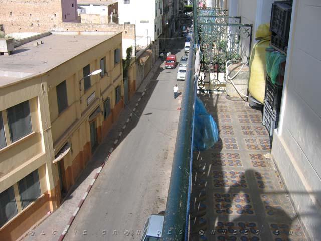 VOYAGE ORAN SEPTEMBRE 2006 601 15 sept.06 - matin - PLACE HOCHE.JPG